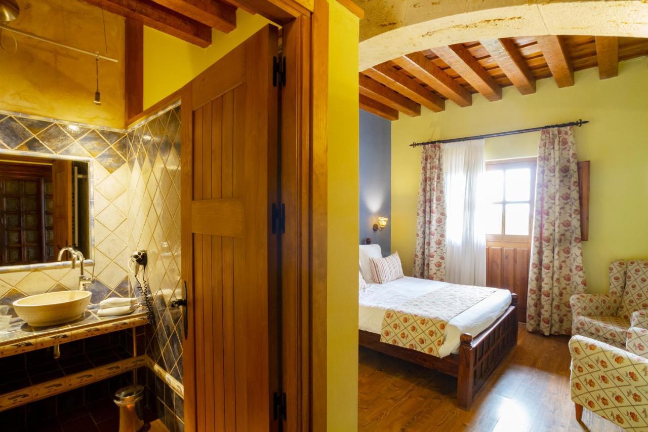 Ibersol La Casona De Andrea Hotell Tiedra Eksteriør bilde