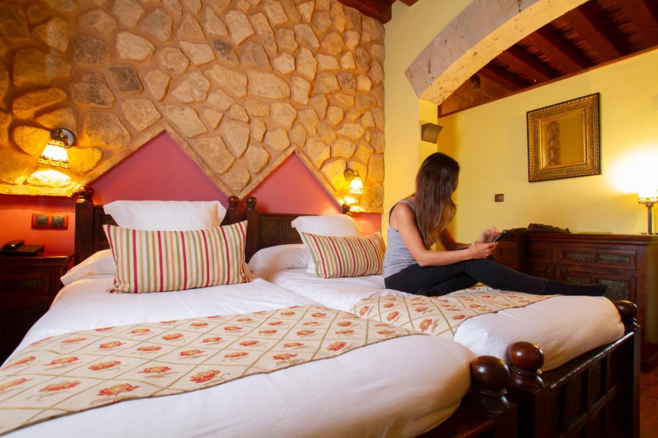 Ibersol La Casona De Andrea Hotell Tiedra Eksteriør bilde